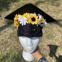 Graduation Cap Floral Band