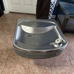 Elkay Water Fountain 