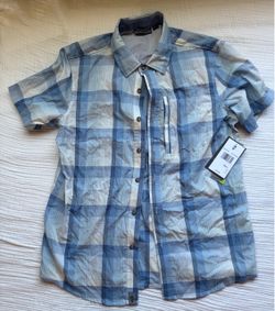 NEW Men Small blue Plaid shirt