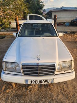 1990 Mercedes-Benz 300