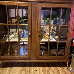 Top of a hutch cabinet with lights