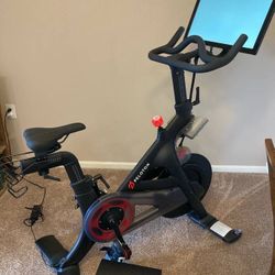 Peloton Bike In Excellent Condition + Delivery + 18 Month Warranty