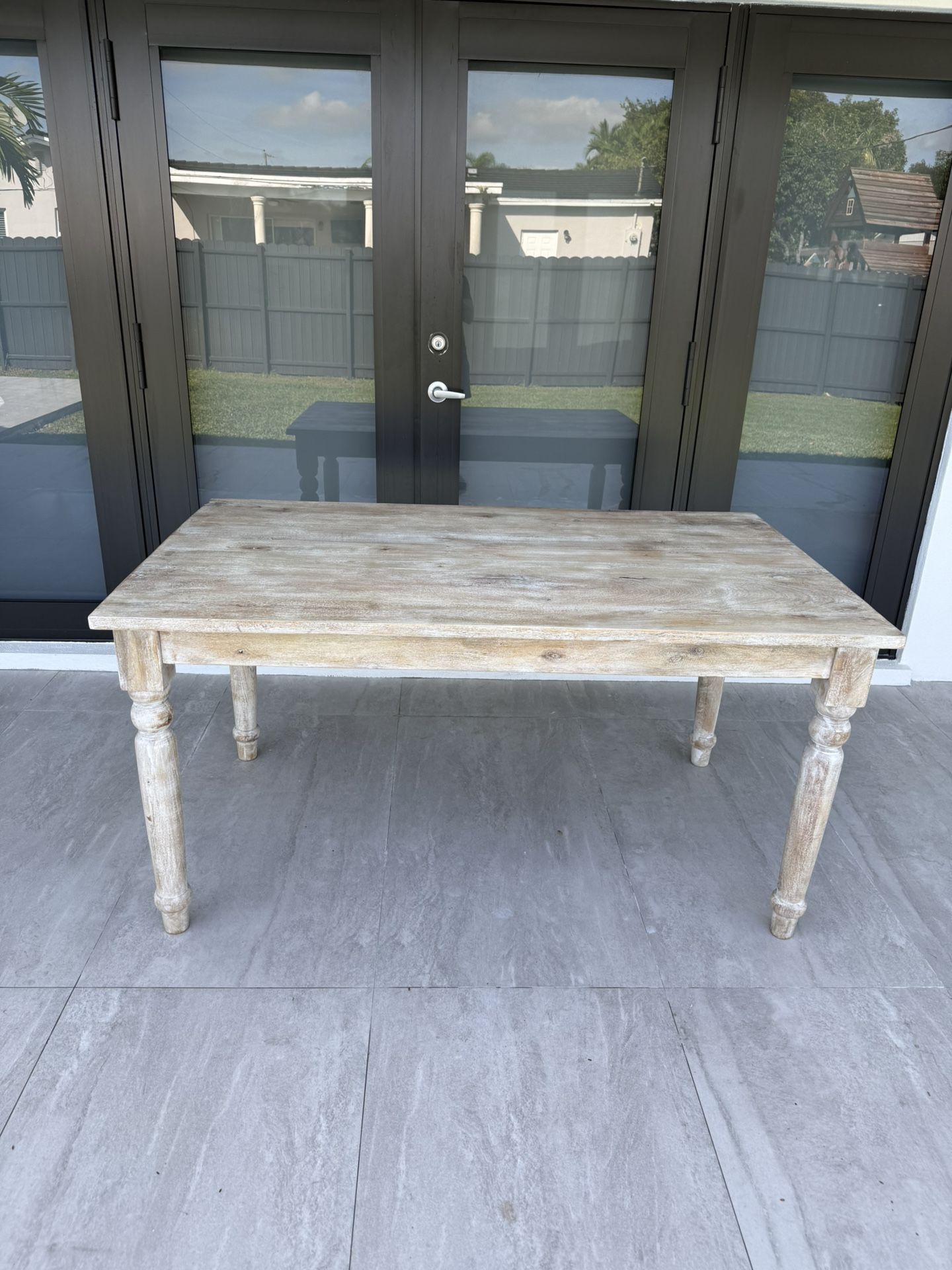 Nadeau Dinning Table 