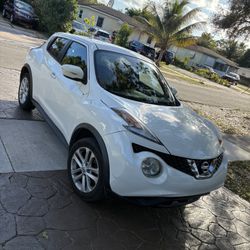 2016 Nissan Juke SV