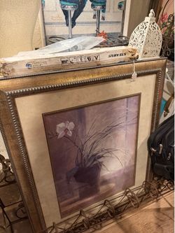 💜 Large Elegant Purple Floral Framed Wall Art
