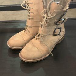 Buckled Boots / Size Small - Medium In Women