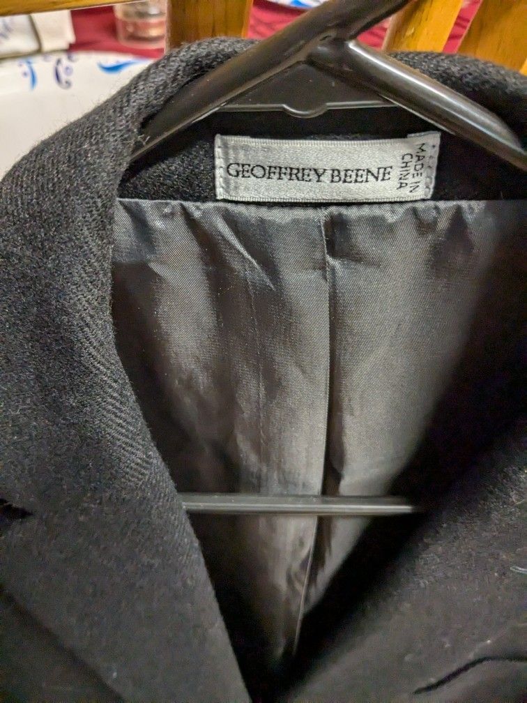 Nice Eddie Bauer And Geoffrey Beene Men's Jackets