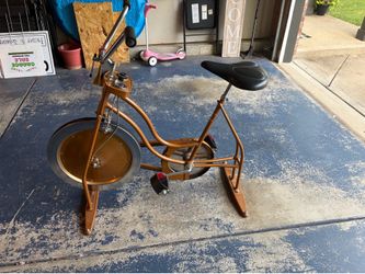Vintage 1980s Schwinn XR7 Stationary Exercise Bike Gold
