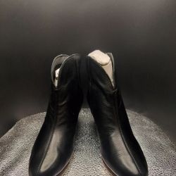 Splendid Black Leather Booties Size 6
