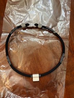 Phiten NBA San Antonio Spurs Titanium Necklace 18" Black White Basketball
