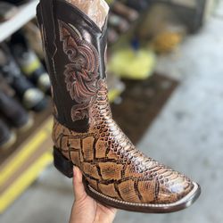 Men’s Cowboy Boots 🤠