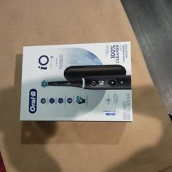 New   Oral-B     iO   SERIES 6  LUXE 