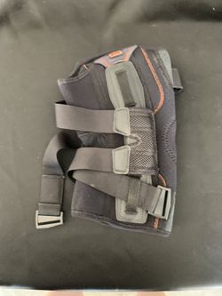 Knee Brace