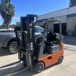 Toyota Forklift 
