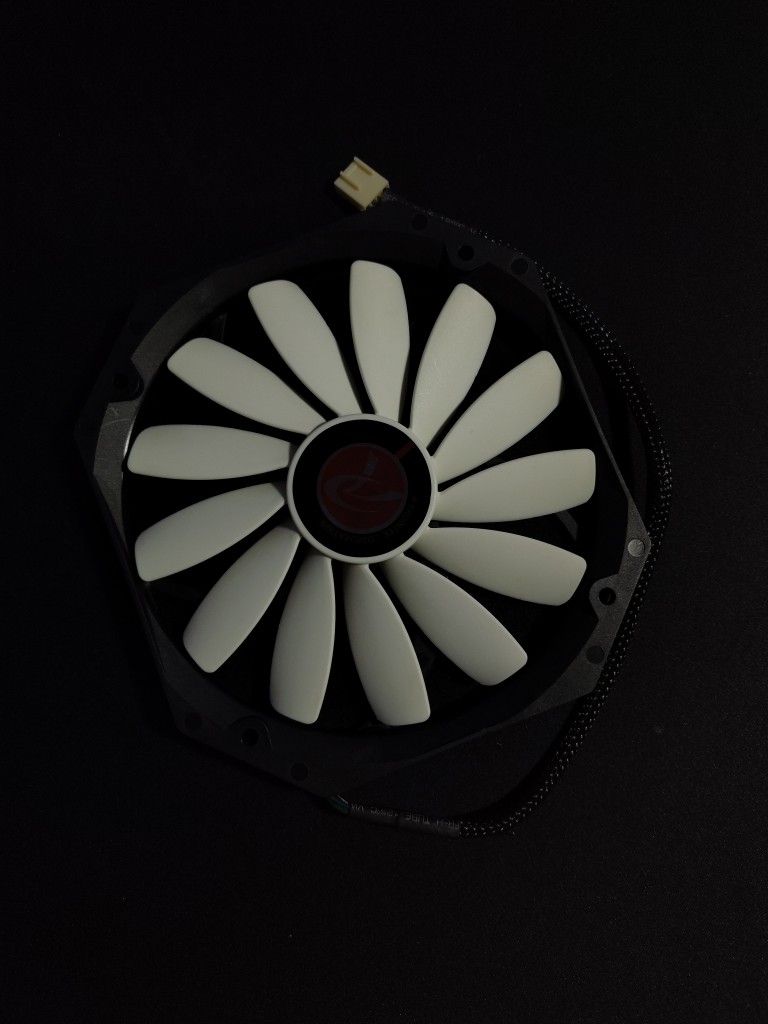 RAIJINTEK SLIM 140MM PWM FAN