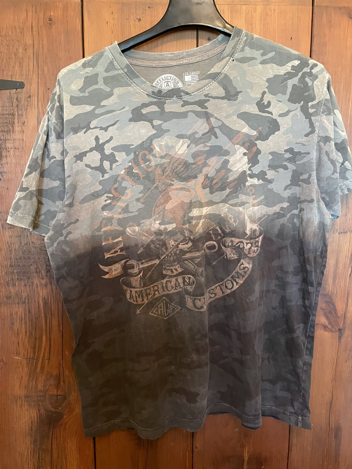 Men’s Camo Affliction Shirt 