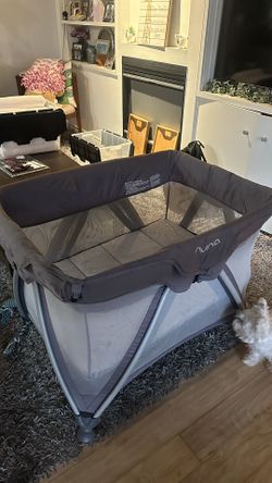 Nuna Sena Aire Travel Crib