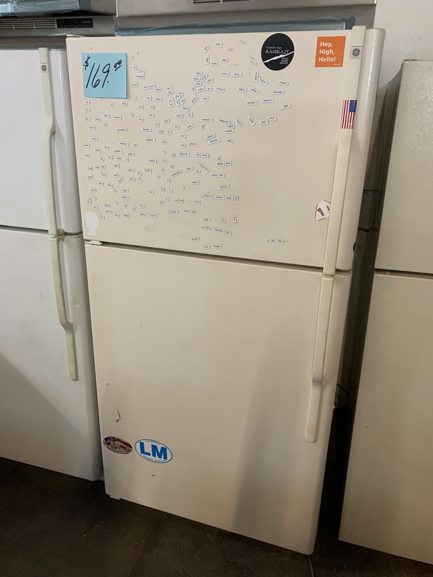 Ex Lg Refrigerator, Works Perfectly. Warranty. Delivery Available. 2522 Market st Ft Myers 33901