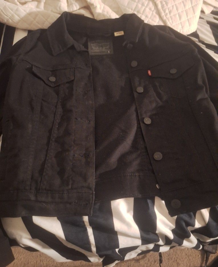 Women Black Levis Jean Jacket Size Small