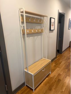 Coat rack with shoe storage