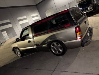Camper shell