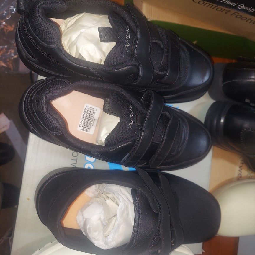 30 Pair of Orthopedic Shoes
