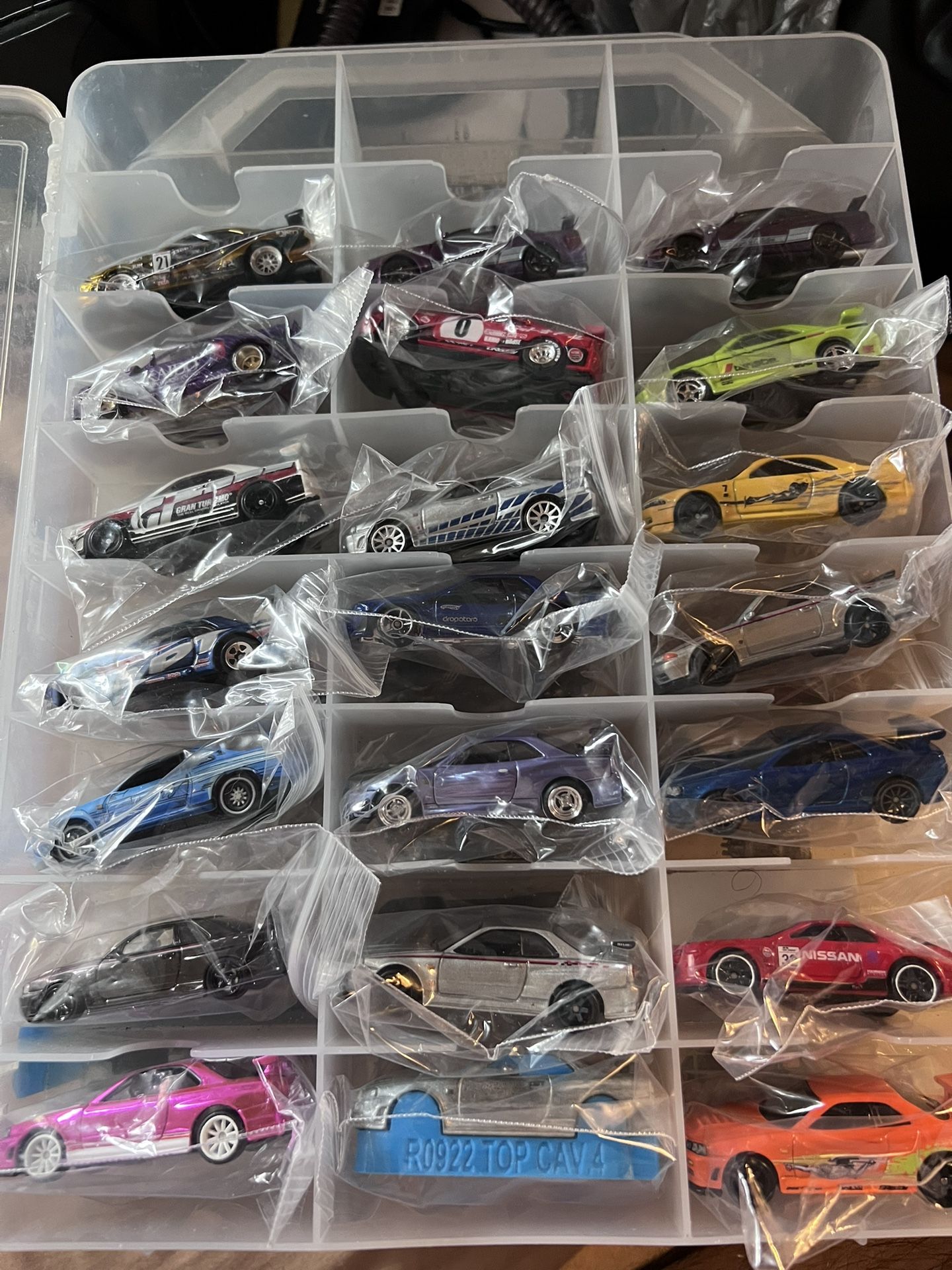 Hot Wheels Nissans Skyline lot
