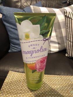 Bath & Body Works 🌸Sweet Magnolia🌸 Body Cream