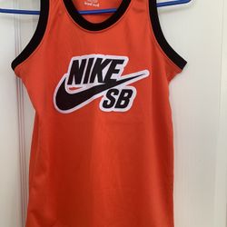 Nike SB Basketball Jersey Size Youth Medium 10-12