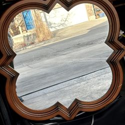 Roundish Design Mirror 