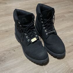 Black Tims *cash only*