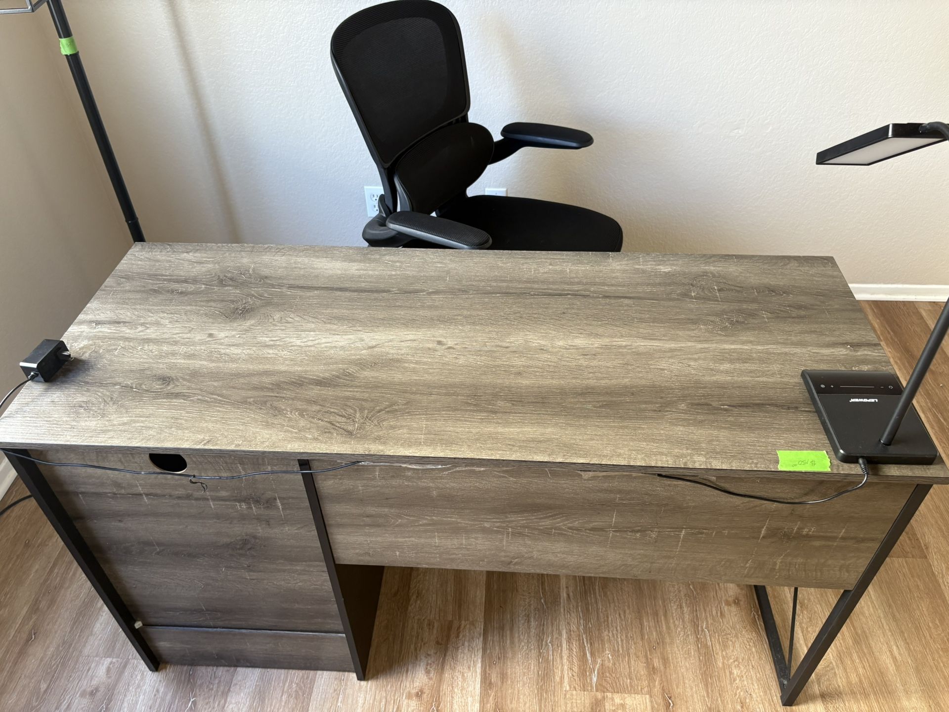 Office Desks And Office Chairs