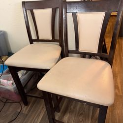 4 bar height dining chairs