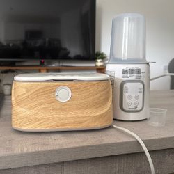 Baby wipe warmer and bottle warmer/sterilizer 