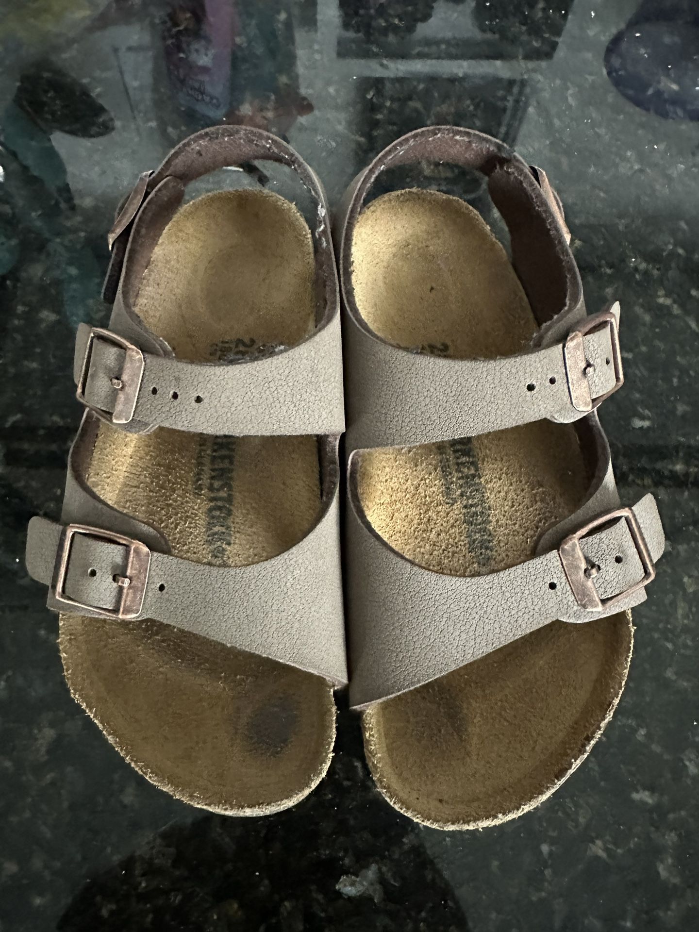 Birkenstock Size 10 (Kids)