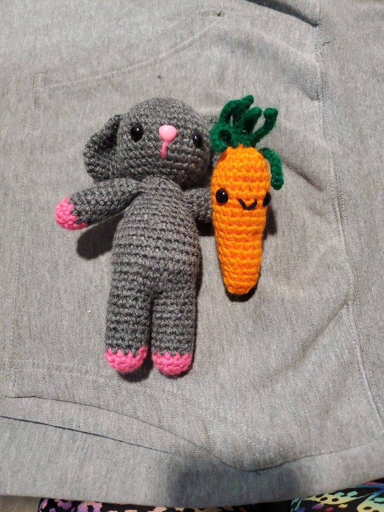 Hand Knit Bunny And Carrot