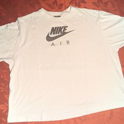 3 Name Brand Tee S  For 45$