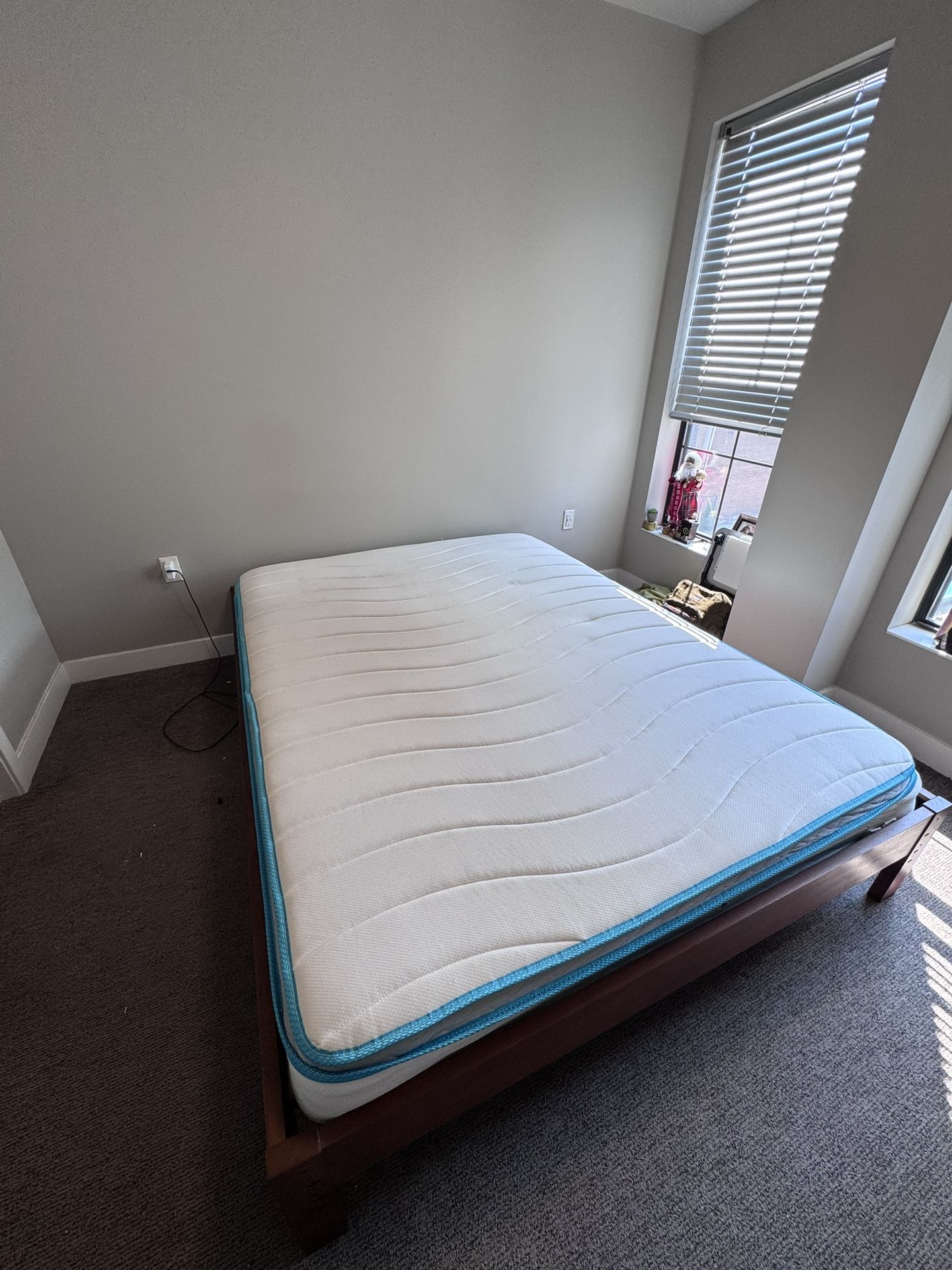 Linenspa 8 Inch Memory Foam and Spring Hybrid Mattress/Medium Firm/Queen Size(Purchased March 2024)