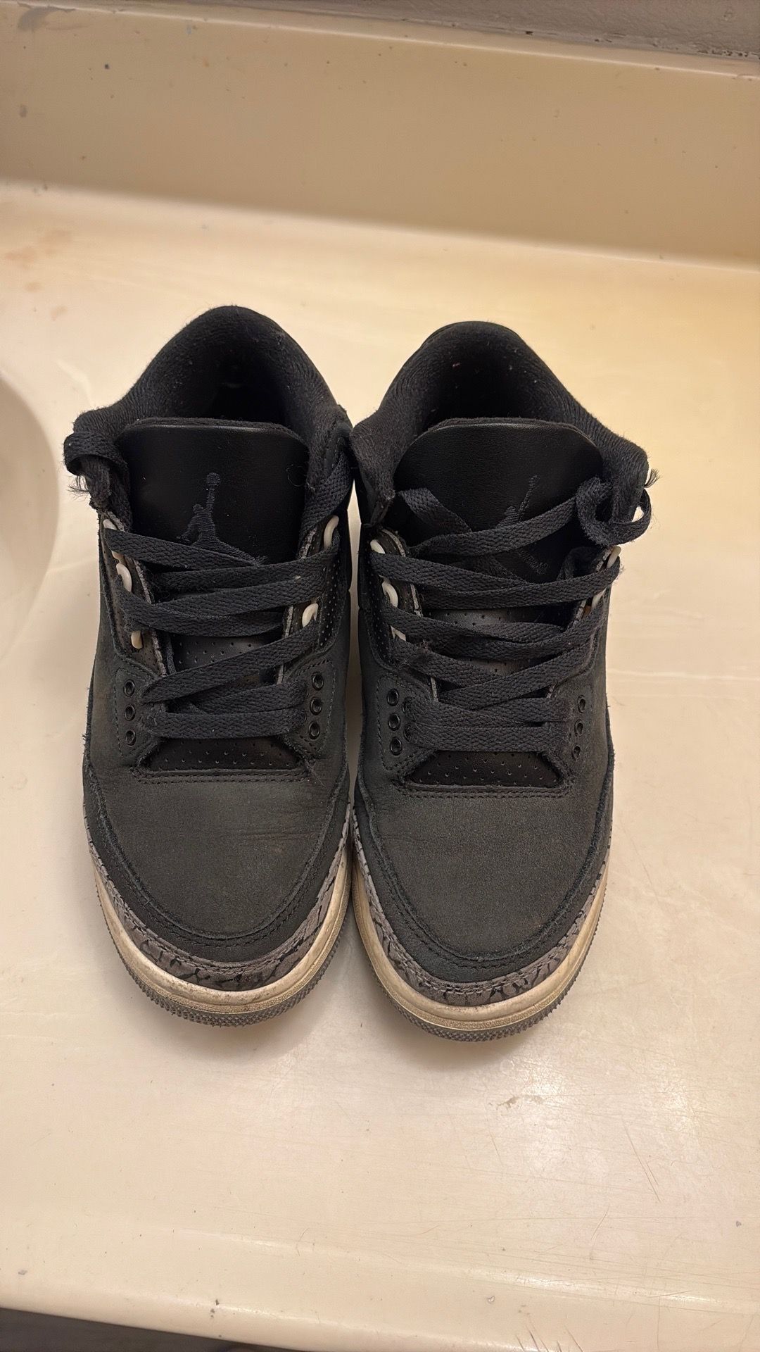 Jordan 3s