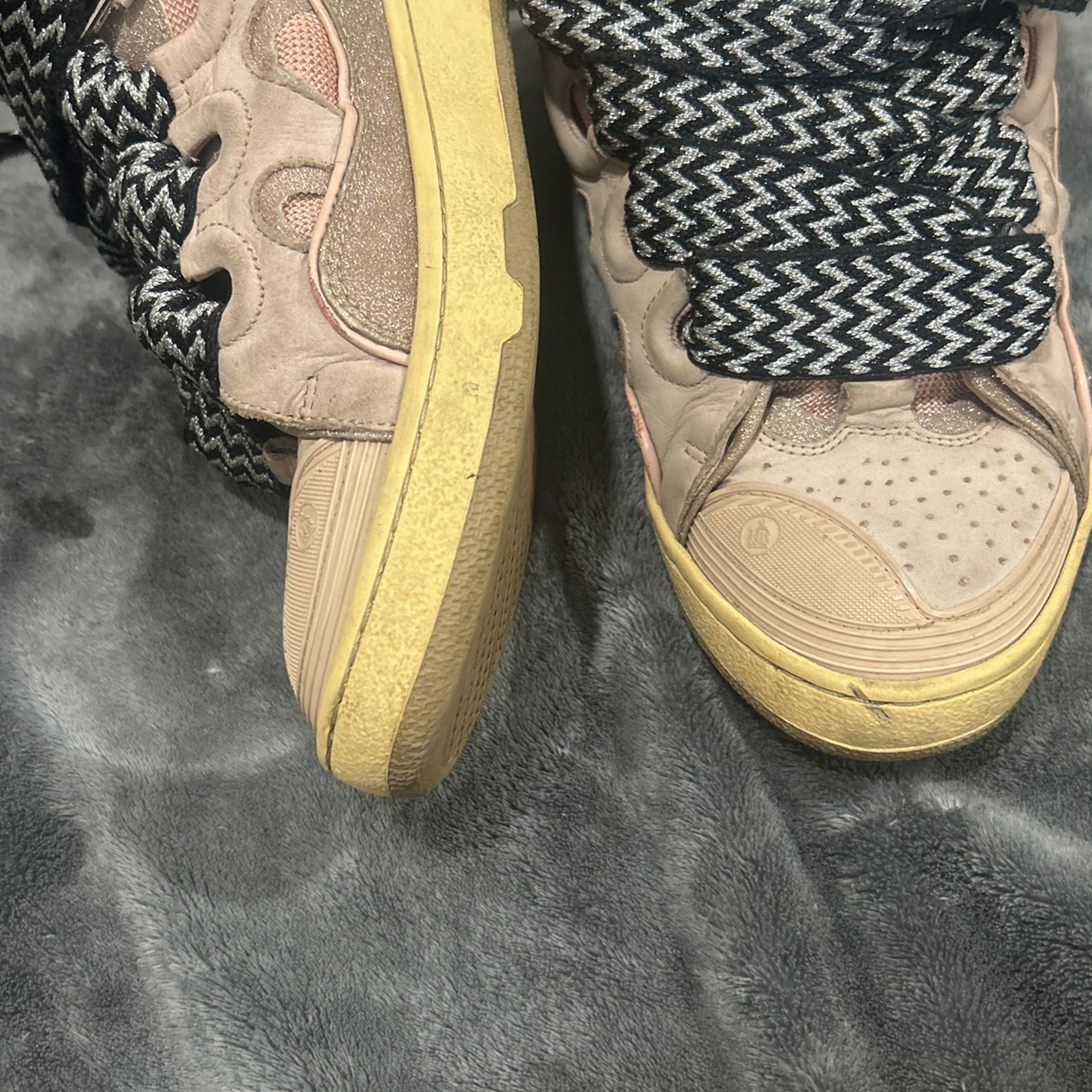 Lanvin Pink Leather Curb , Size 9.5