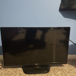 32 inch LG TV monitor