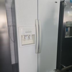 Amana Refrigerator Side By Side Doors