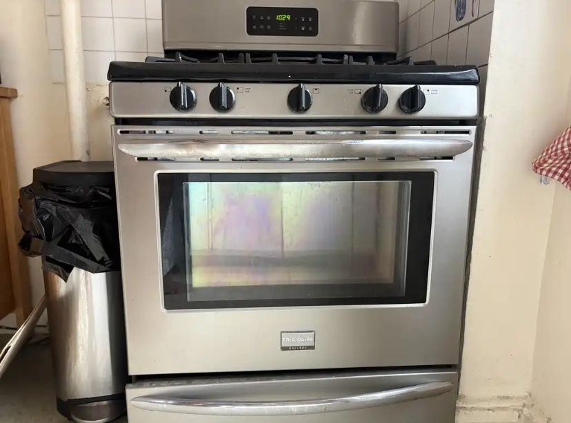 frigidaire gallery gas stove