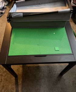 Free Lego Table *Pending P/U