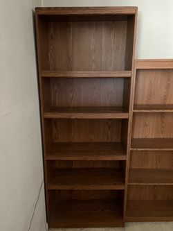 Tall (5 shelf) wooden bookshelf