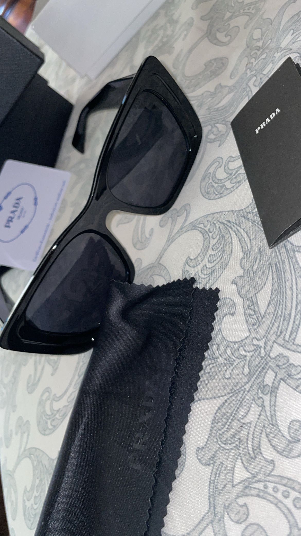 PRADA SUNGLASSES 😎