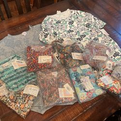 LulaRoe  Lot Of Clothes  All Size S Or XS  
