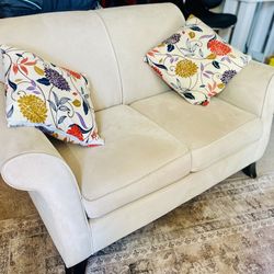 Loveseat Ivory Beige ~ Perfect Condition 