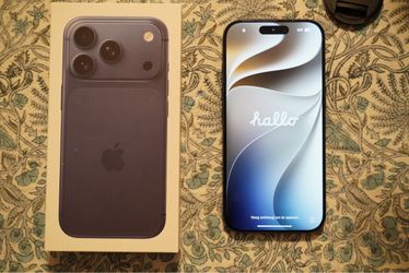 iPhone 17 Pro - Deep Blue - 256 GB - T-Mobile