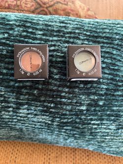 Mac Eyeshadow from Sephora brand new